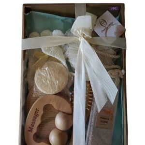 Spa gift set by essential design